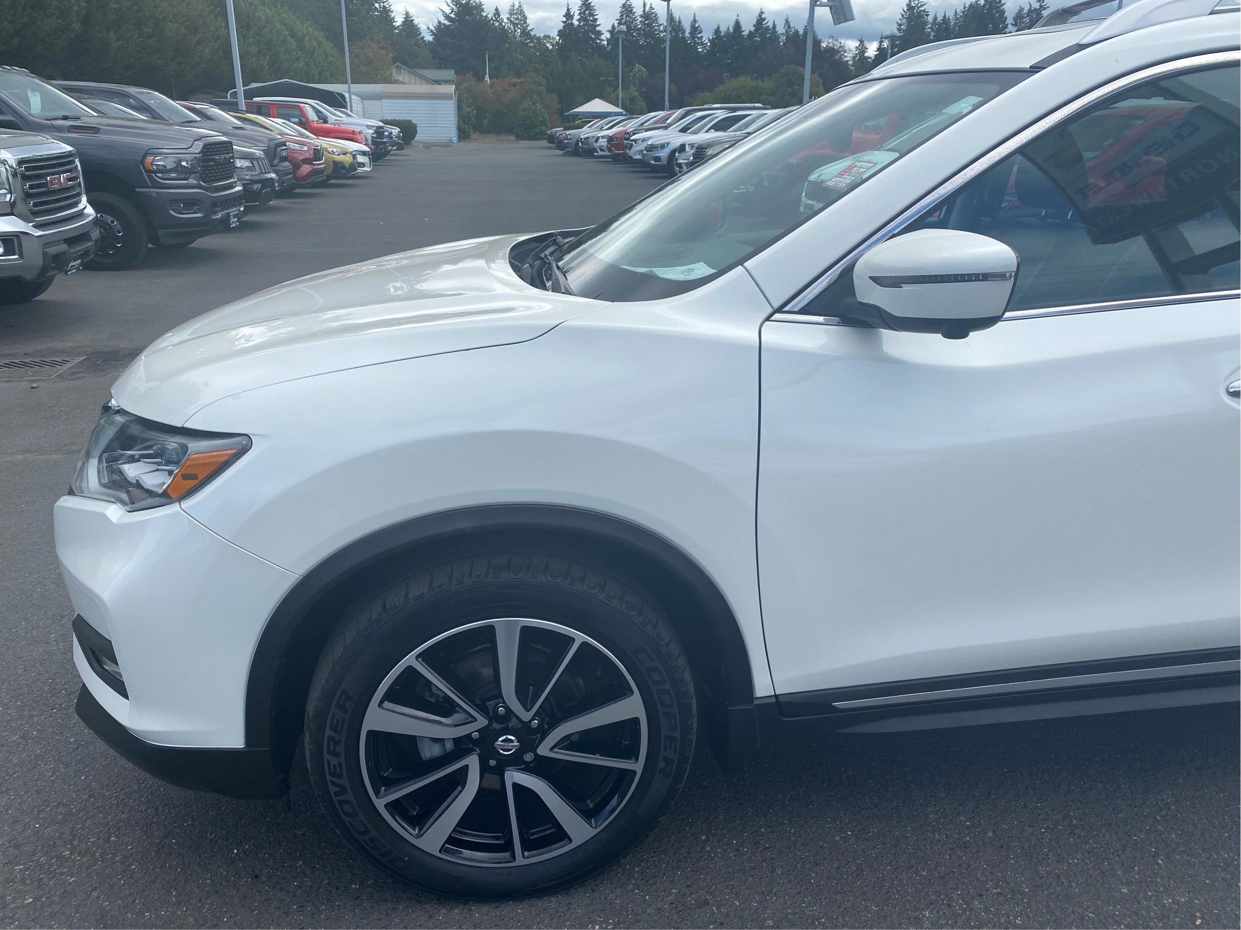 2017 Nissan Rogue SL