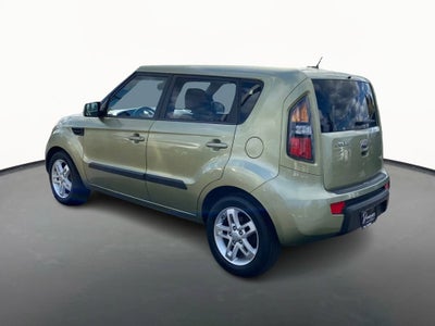 2011 Kia Soul +