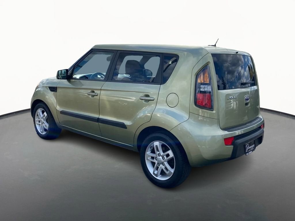 2011 Kia Soul +