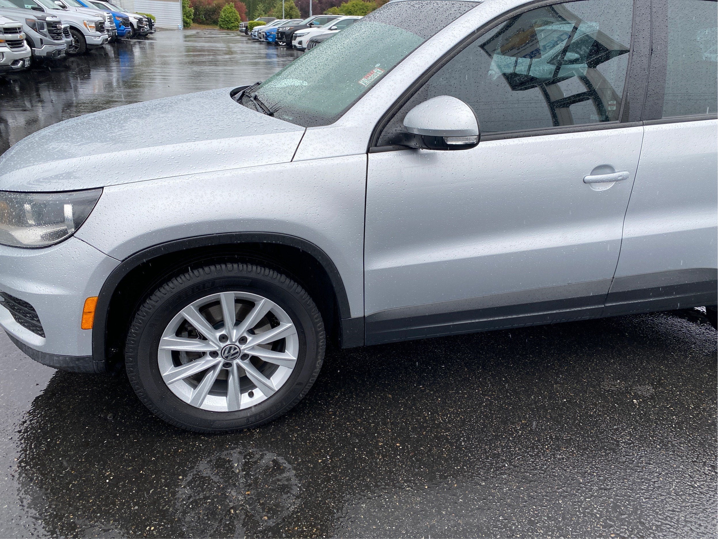 2018 Volkswagen Tiguan Limited 2.0T