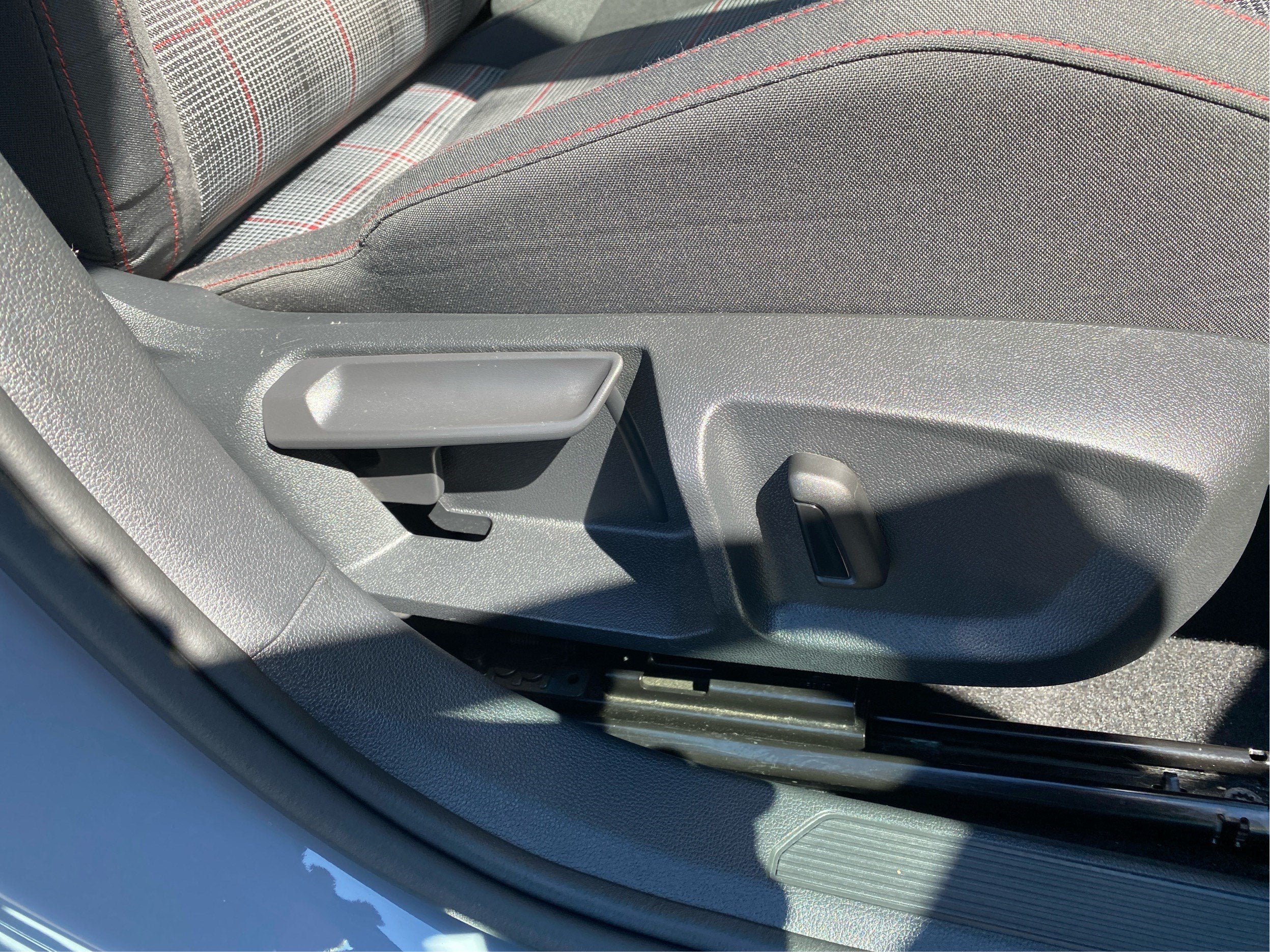 2024 Volkswagen Golf GTI S