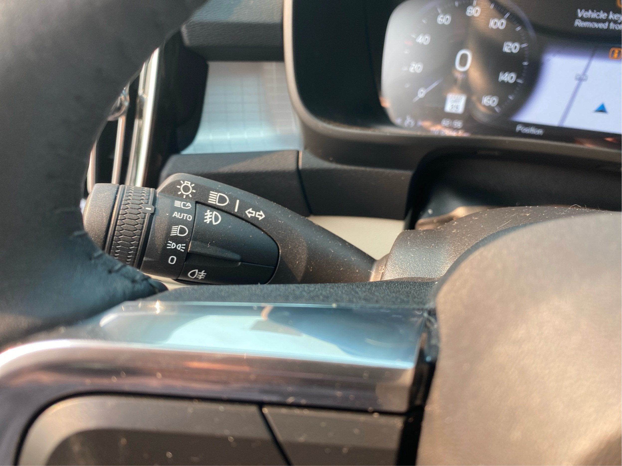 2021 Volvo XC40 T5 Momentum