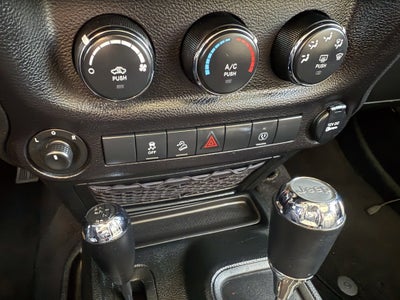 2018 Jeep Wrangler JK Unlimited Sahara