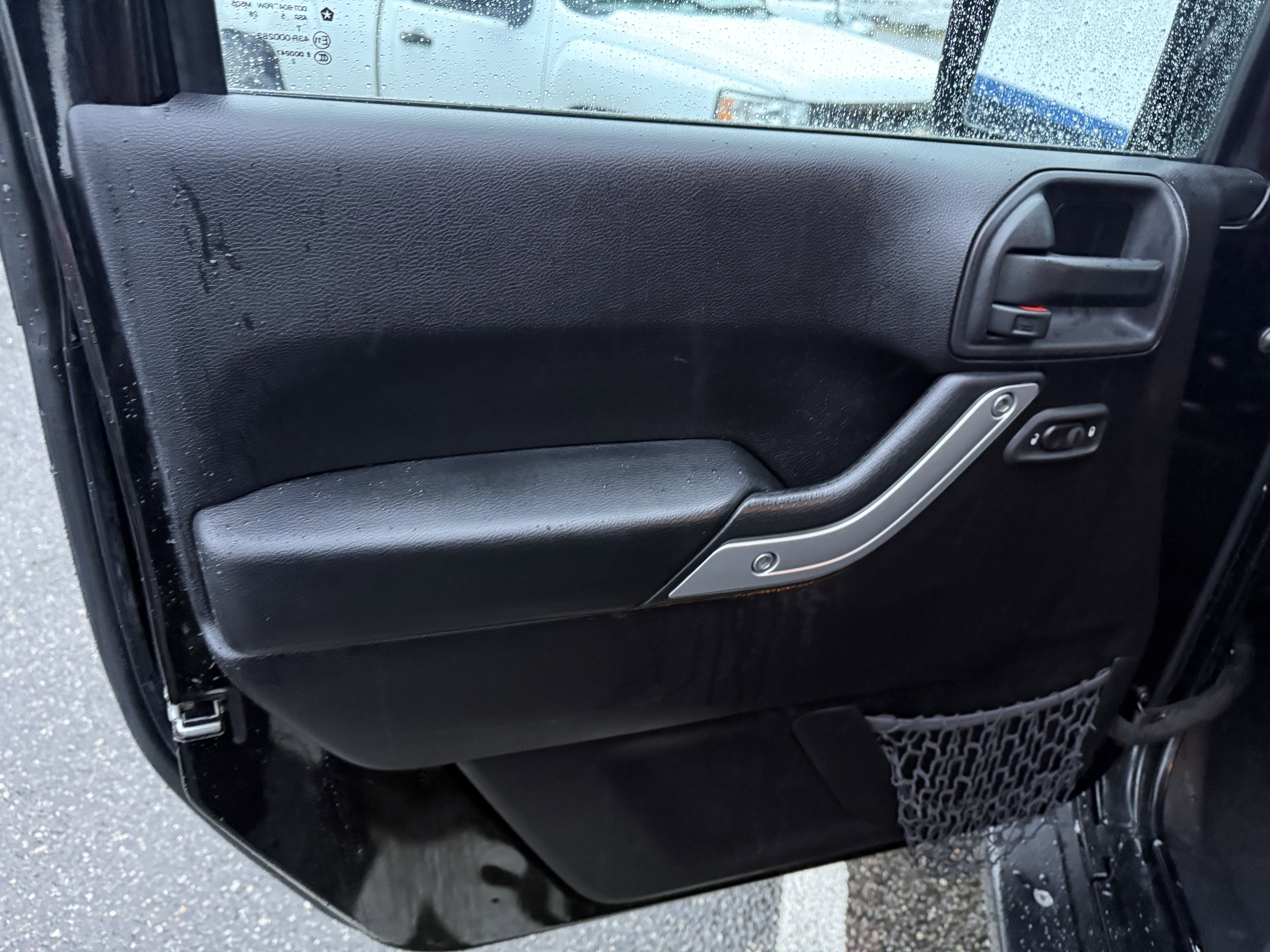 2015 Jeep WRANGLER UNLIMI SAHARA