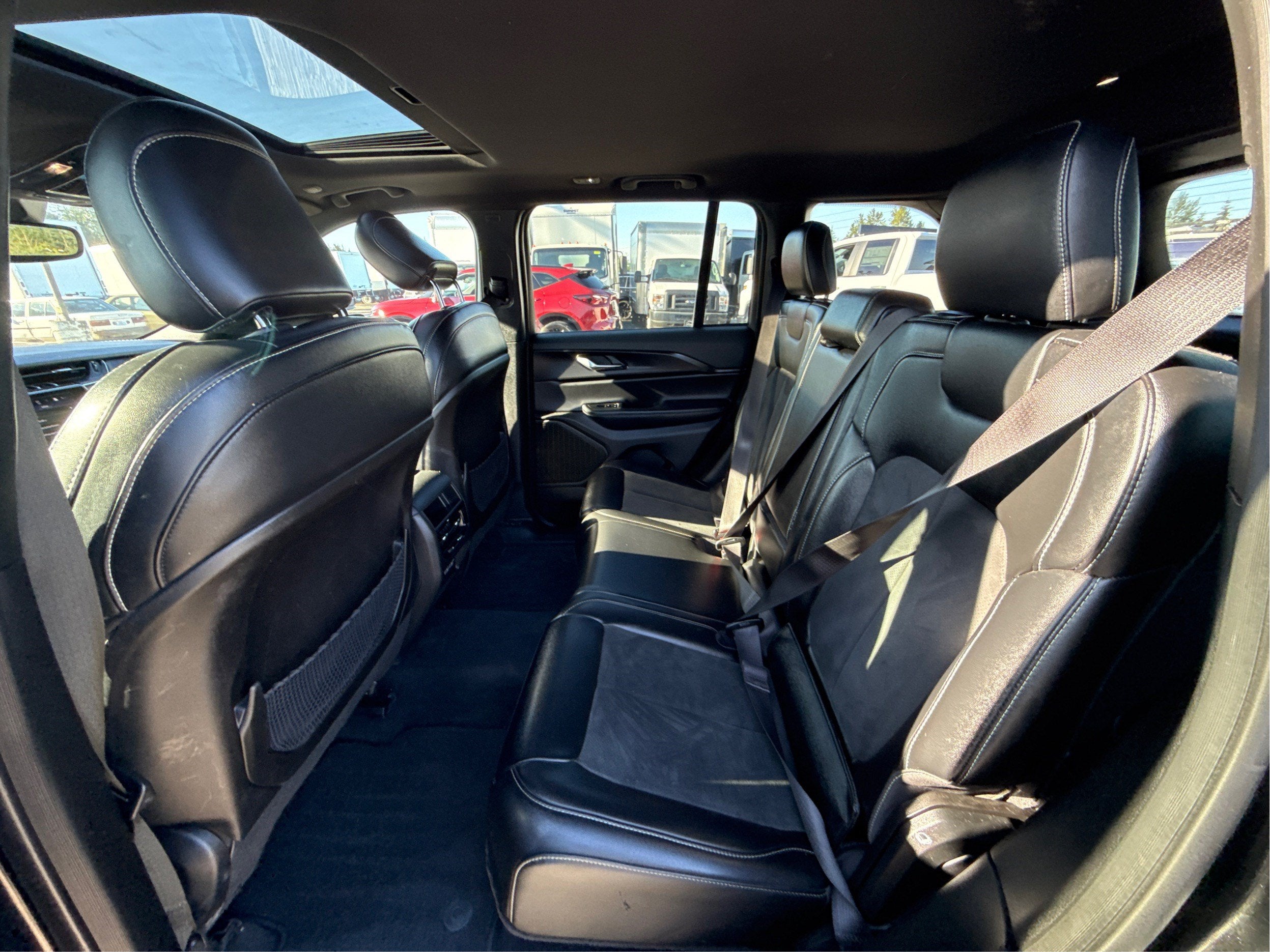 2024 Jeep Grand Cherokee Laredo