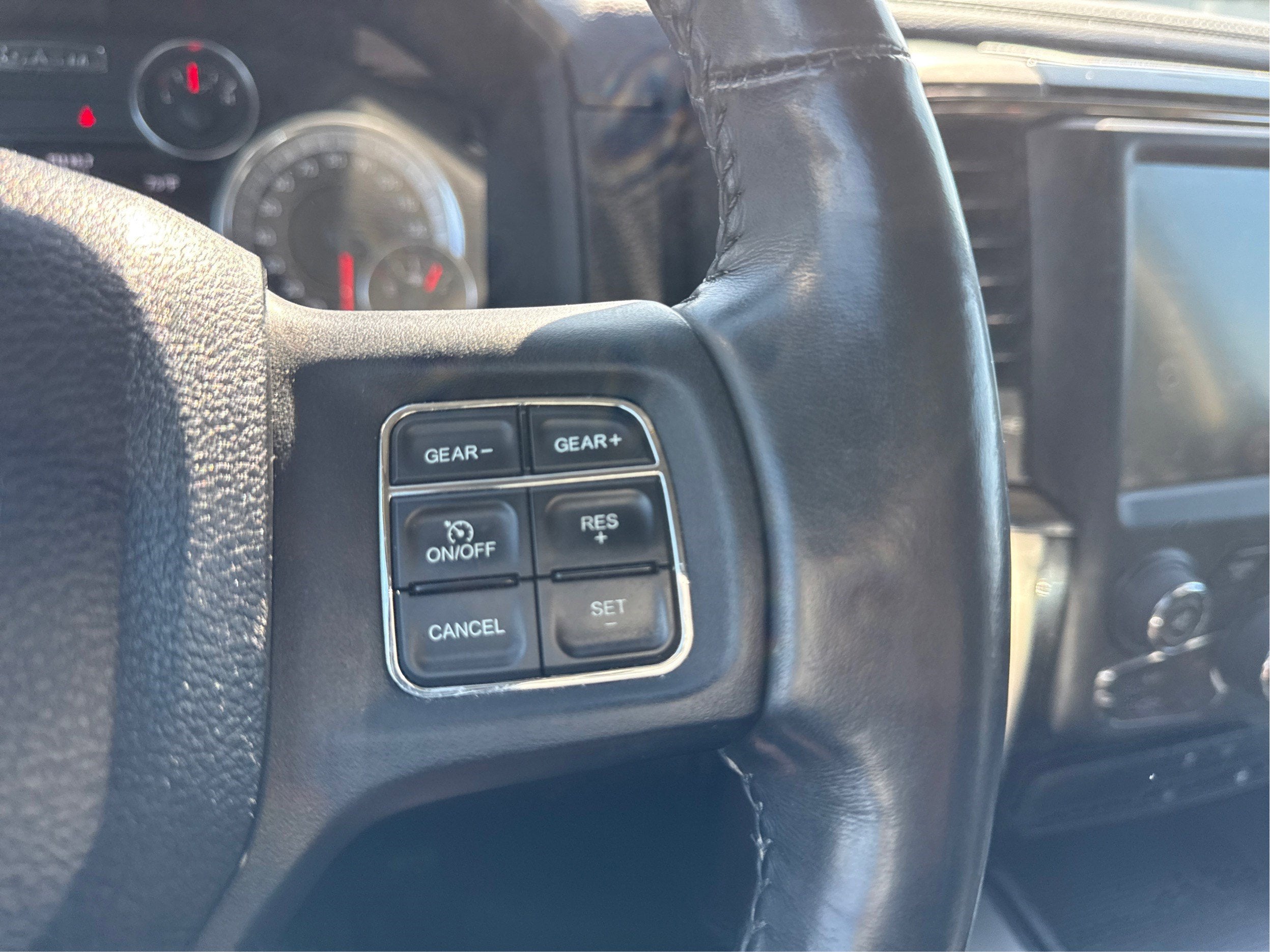 2014 RAM 1500 Sport