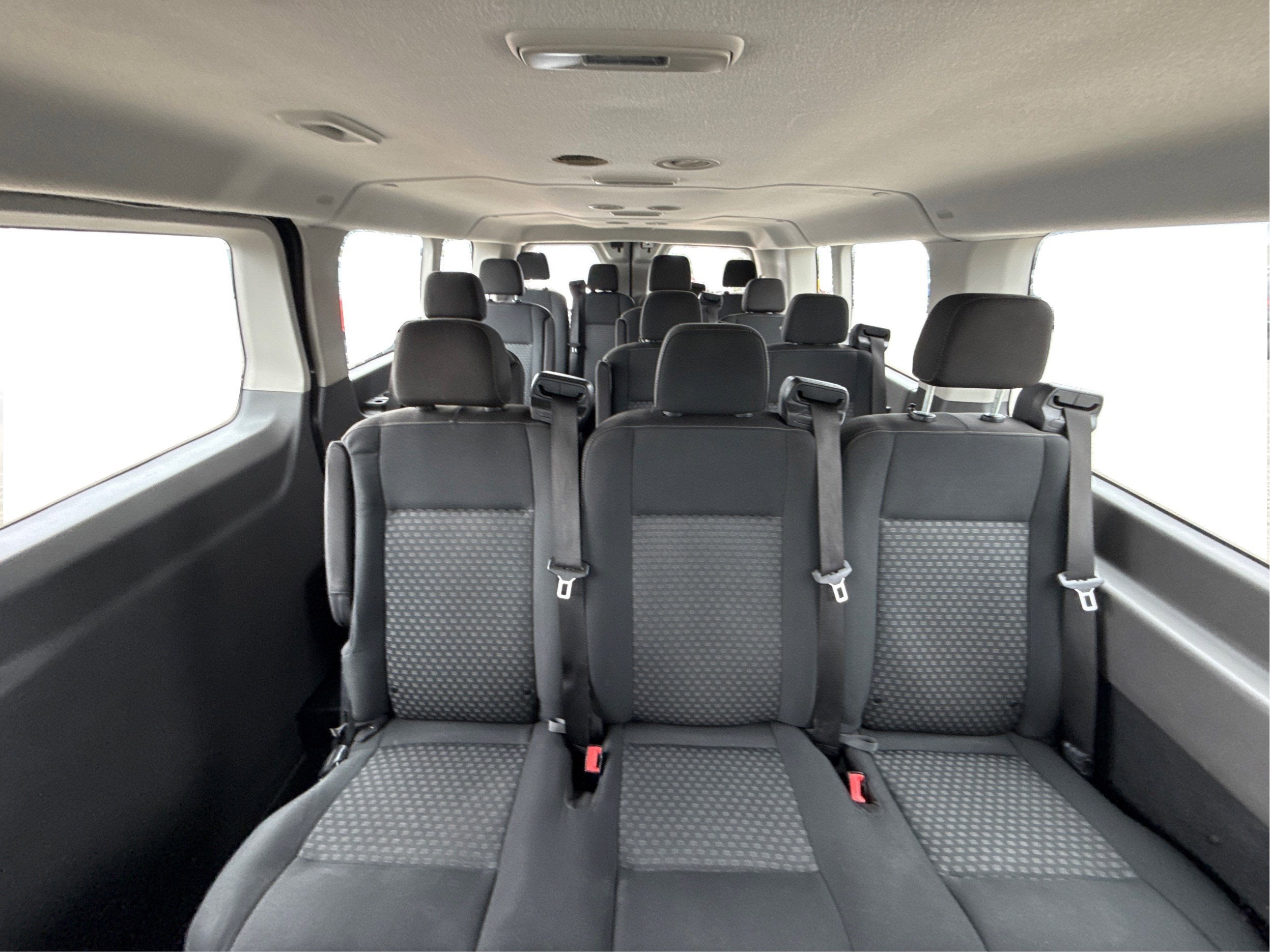 2022 Ford Transit Passenger Wagon XL