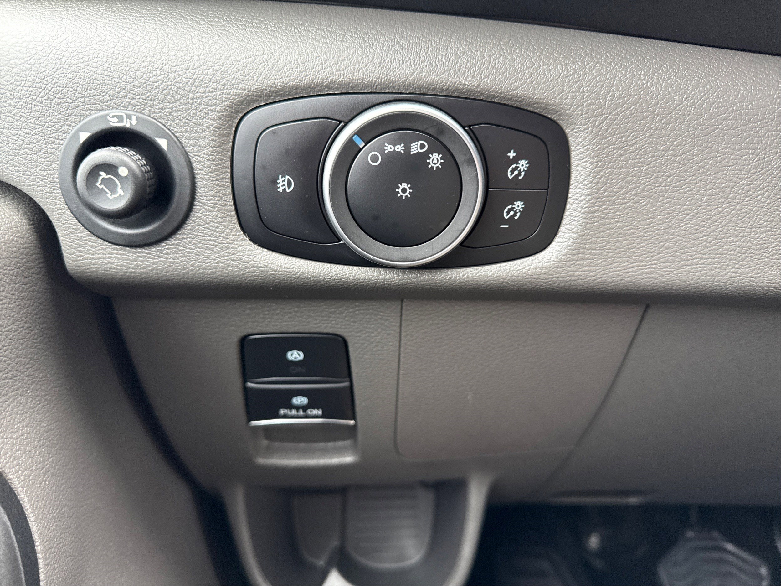 2022 Ford Transit Passenger Wagon XL