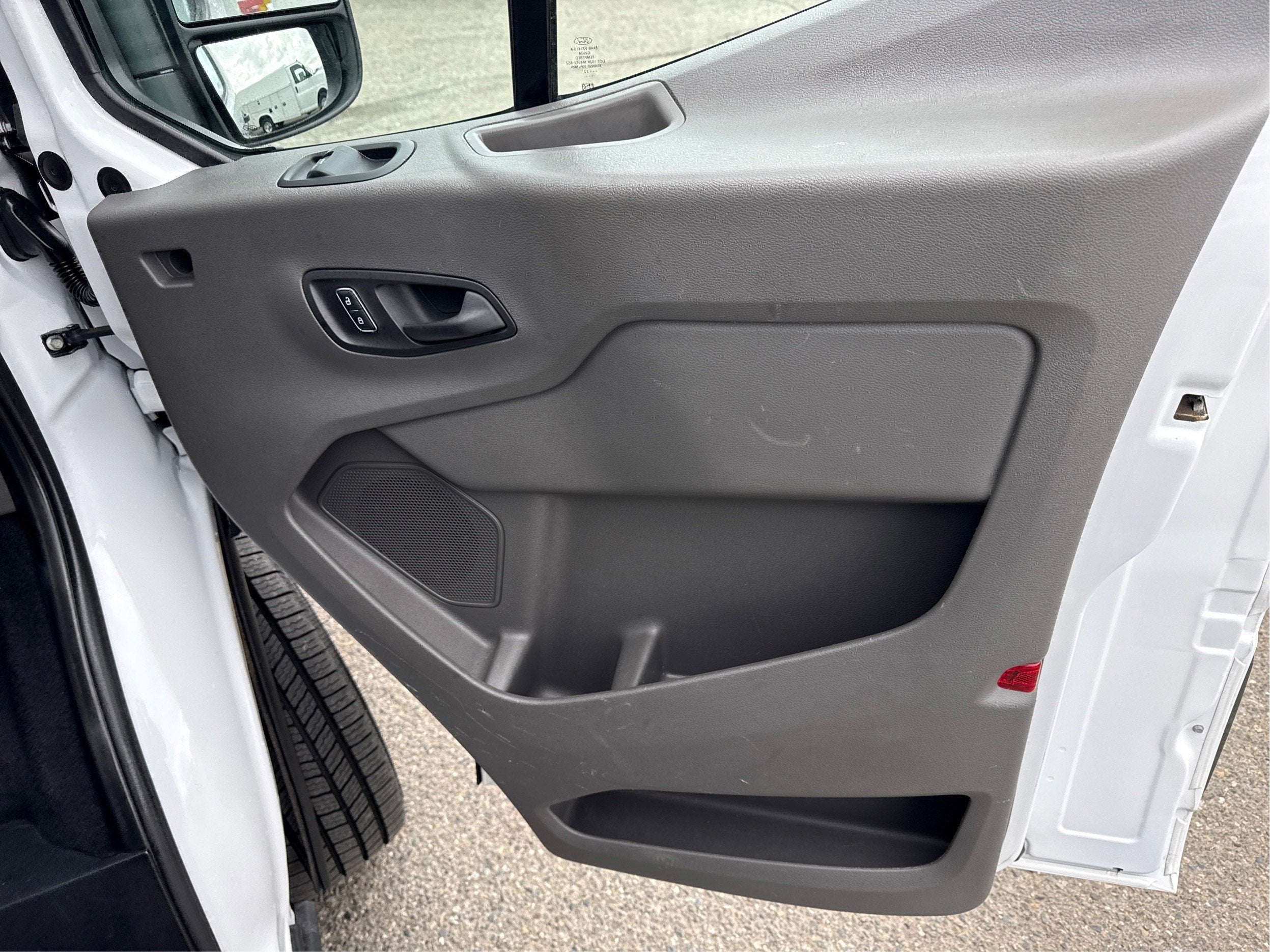 2022 Ford Transit Passenger Wagon XL