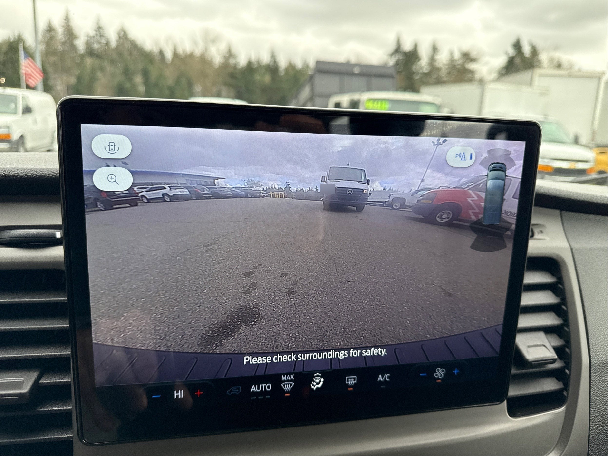 2022 Ford Transit Passenger Wagon XL