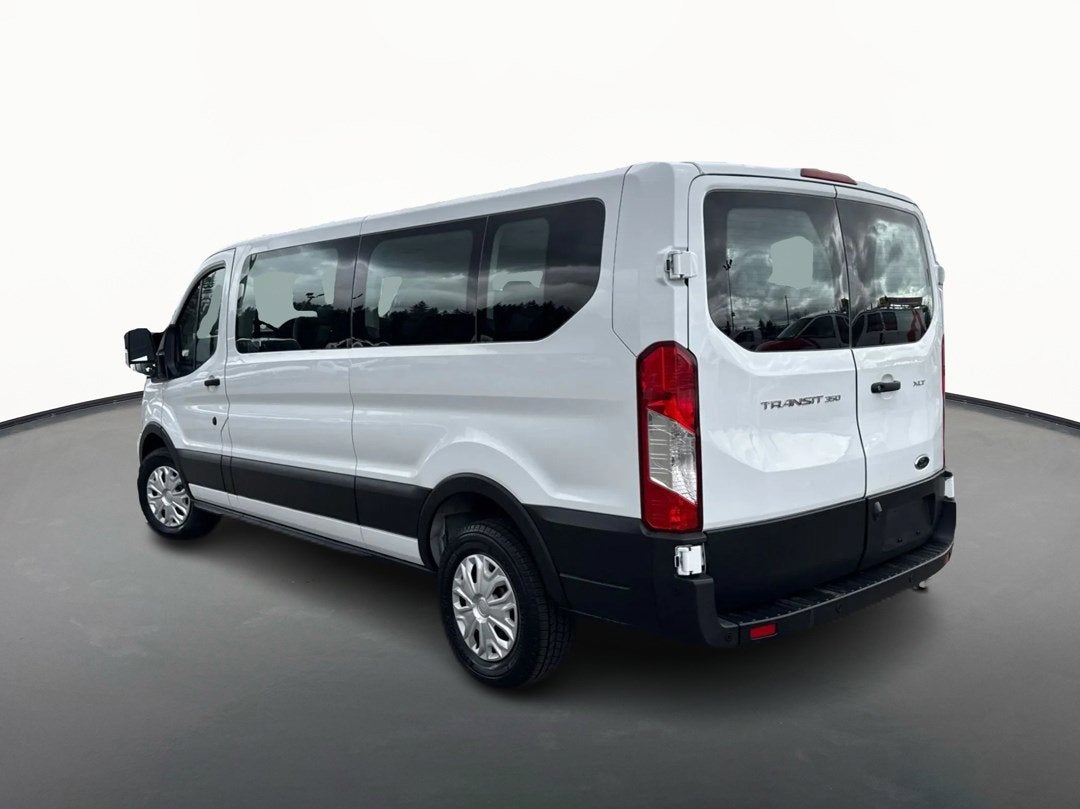 2022 Ford Transit Passenger Wagon XL