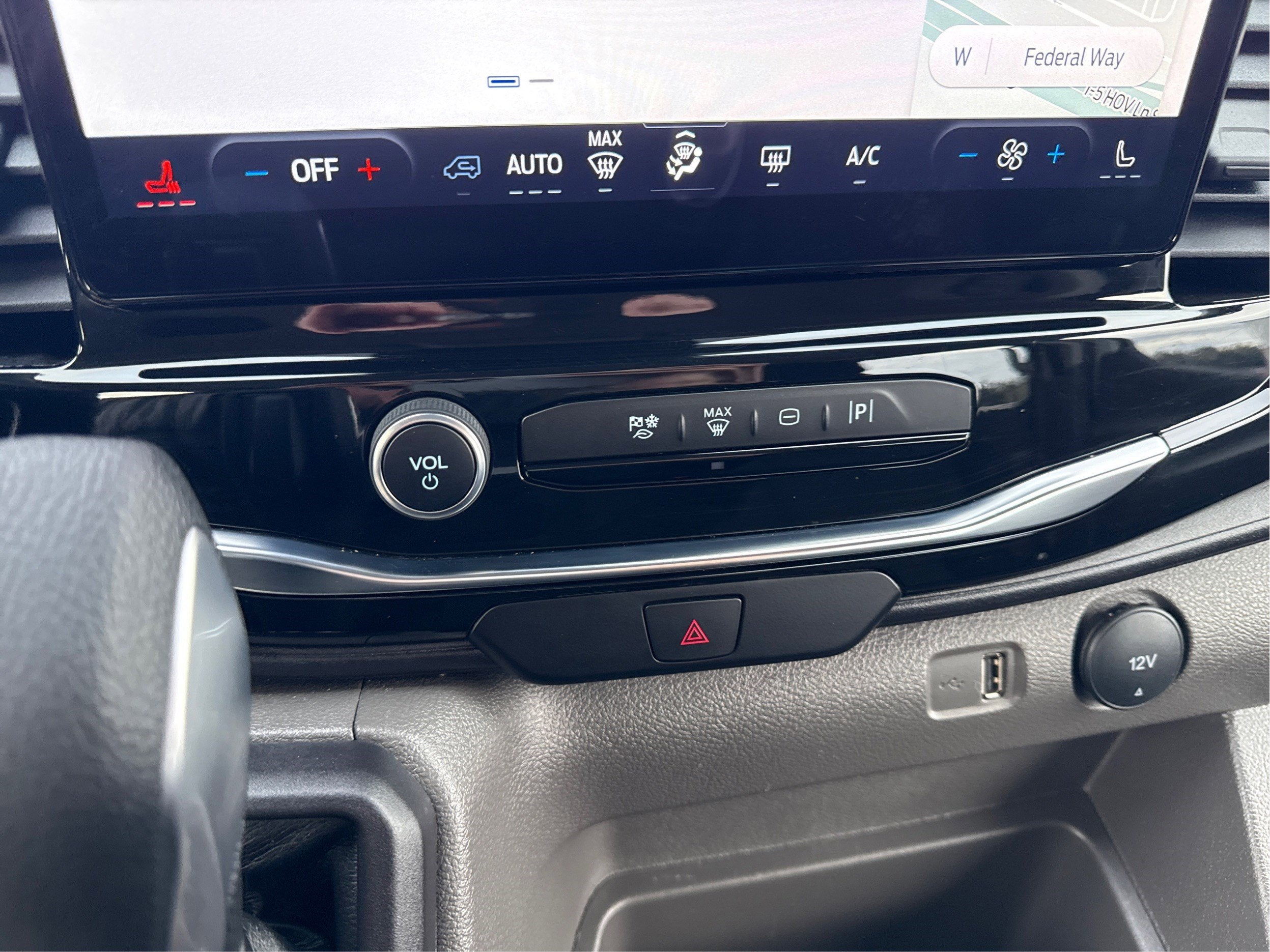 2023 Ford Transit Passenger Wagon XL