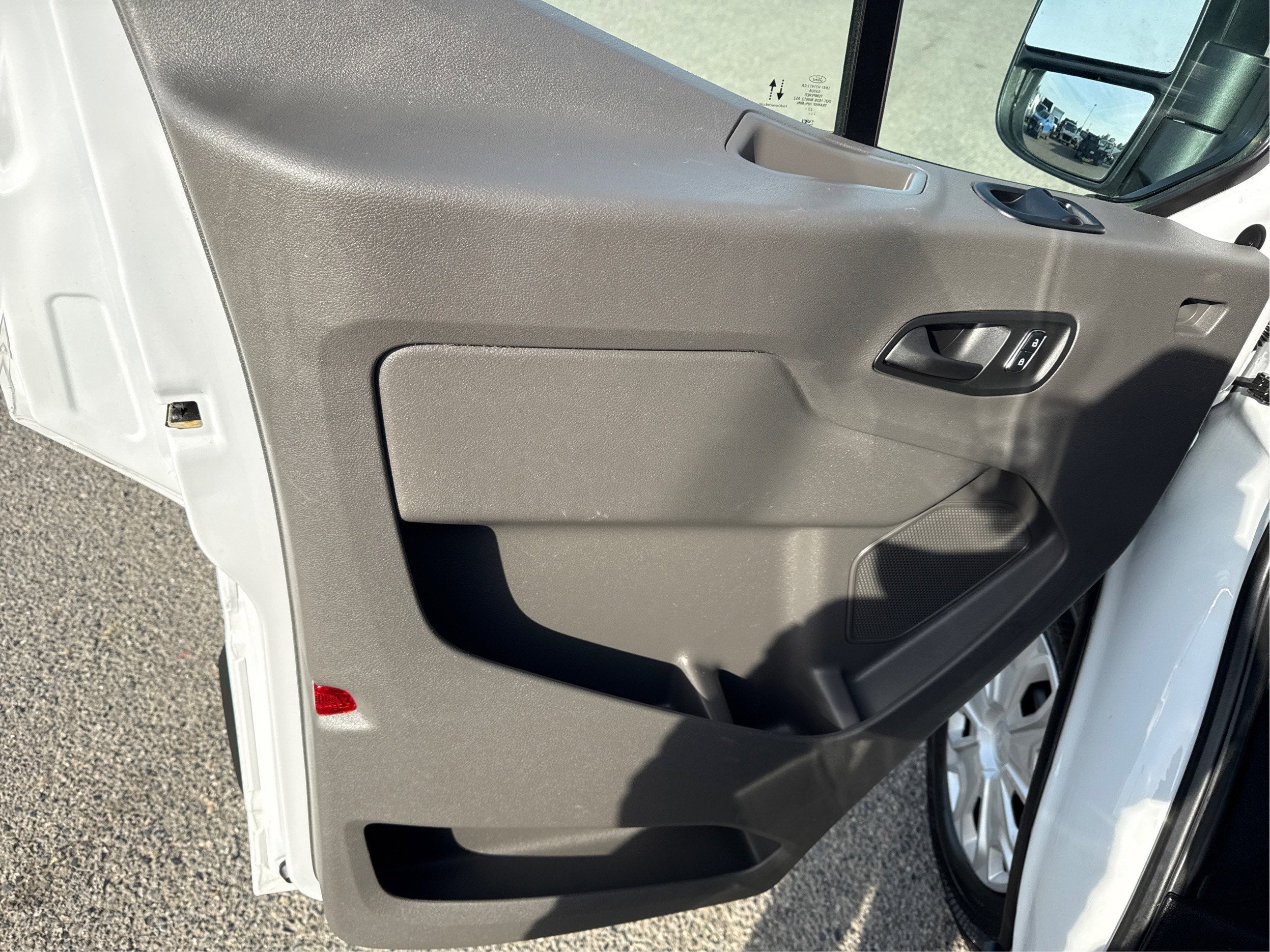2023 Ford Transit Passenger Wagon XL