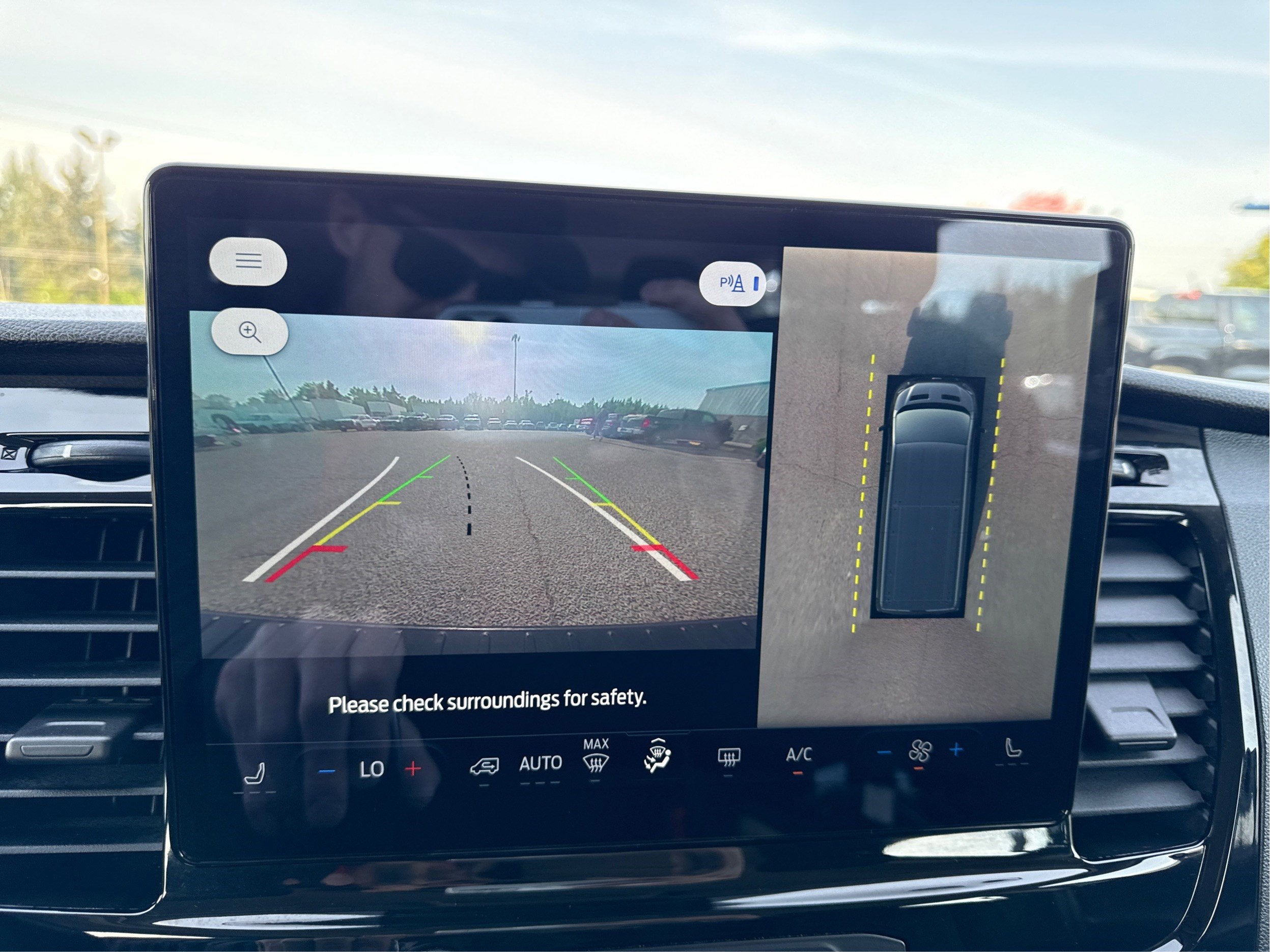 2023 Ford Transit Passenger Wagon XL
