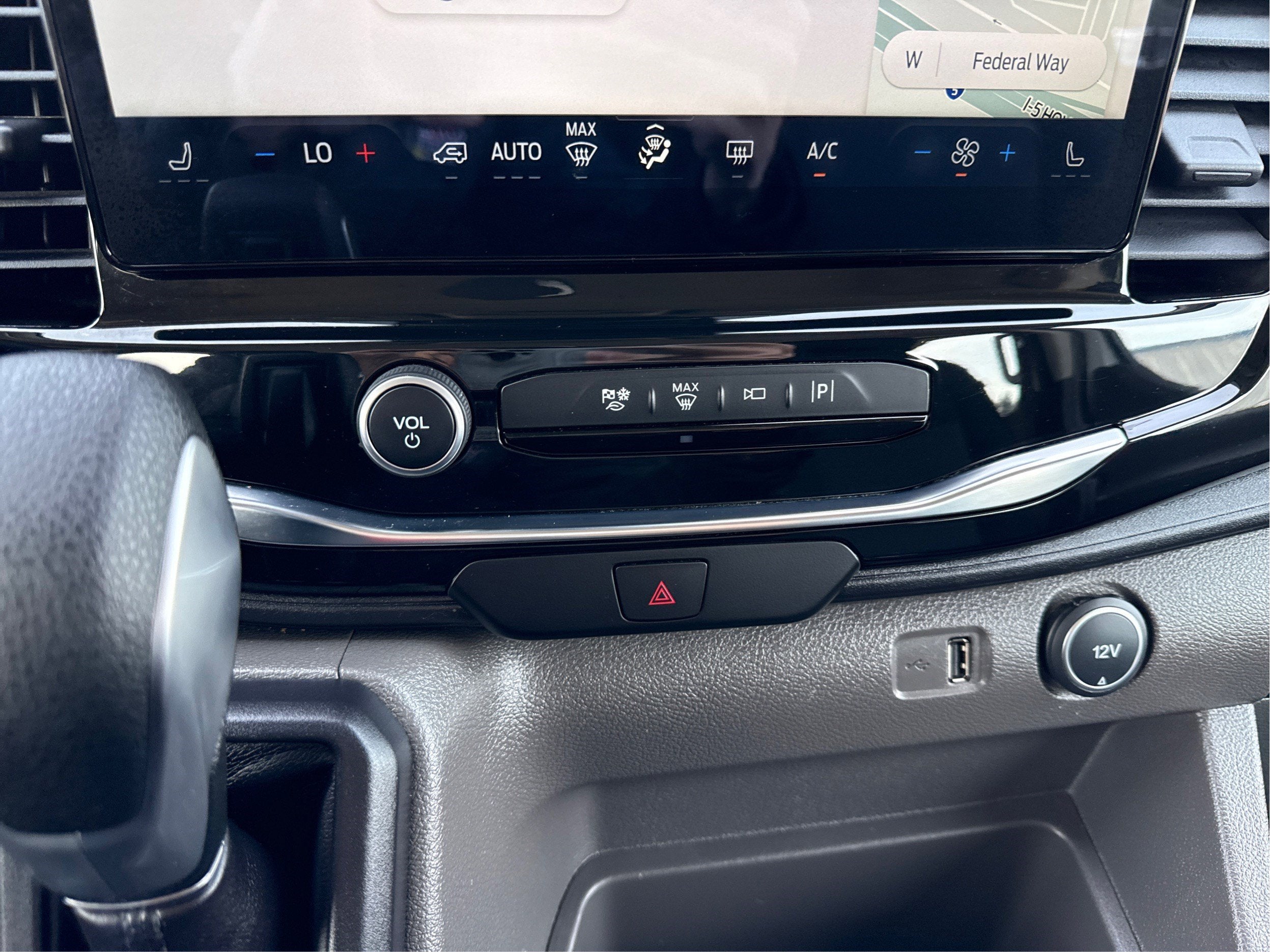 2023 Ford Transit Passenger Wagon XL
