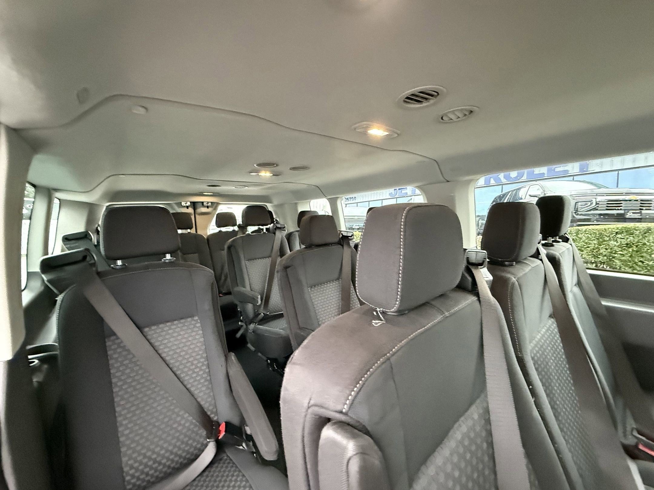 2021 Ford Transit Passenger Wagon XLT