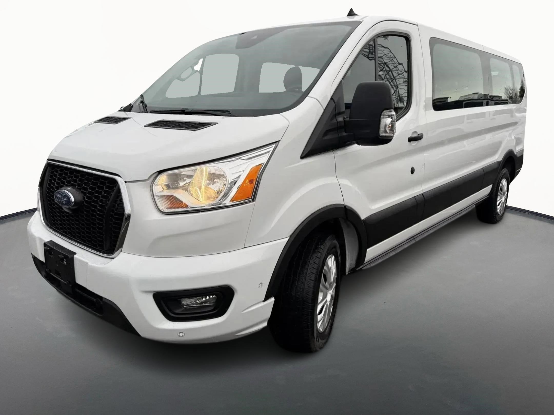 2021 Ford Transit Passenger Wagon XLT