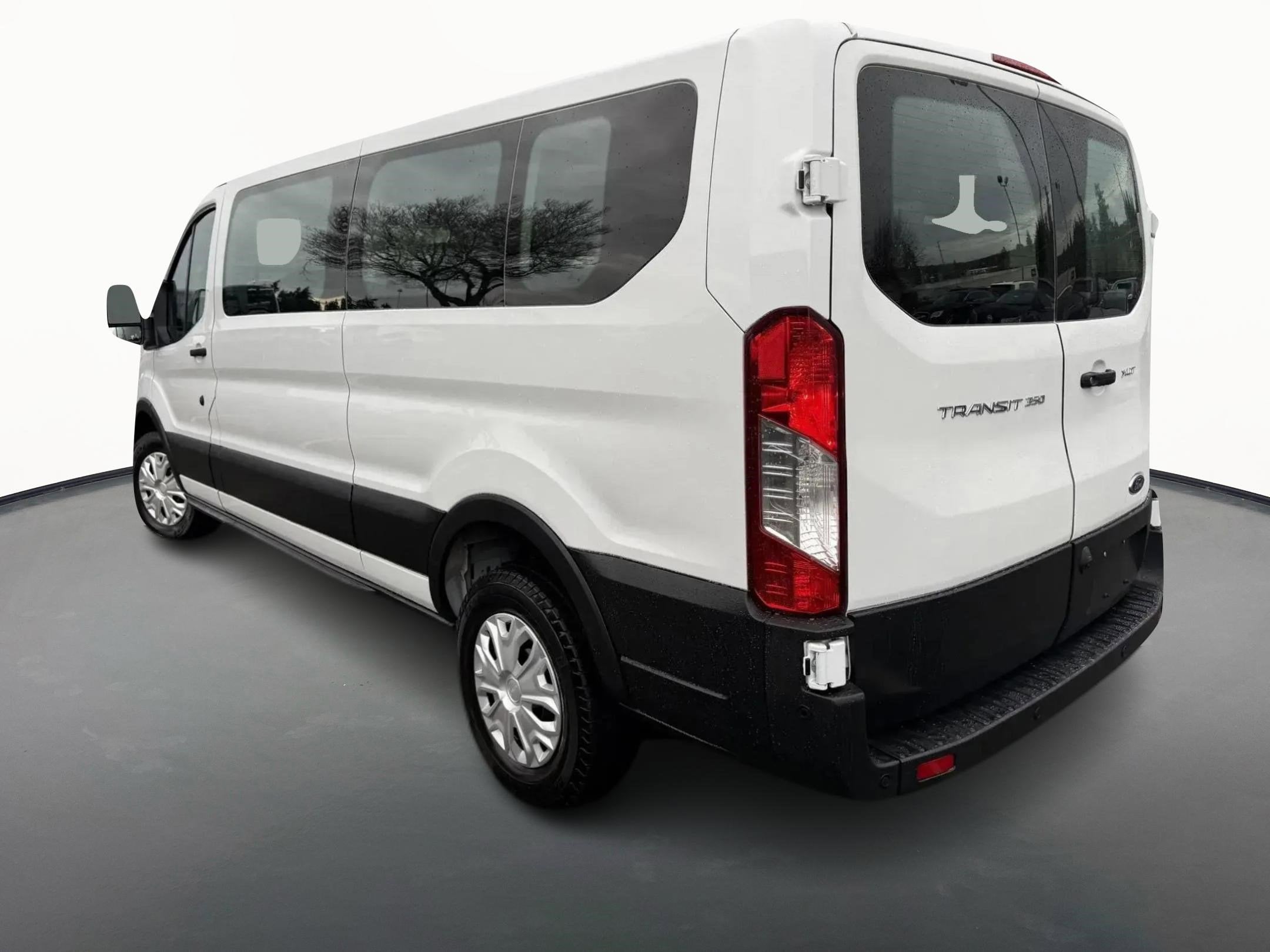 2021 Ford Transit Passenger Wagon XLT