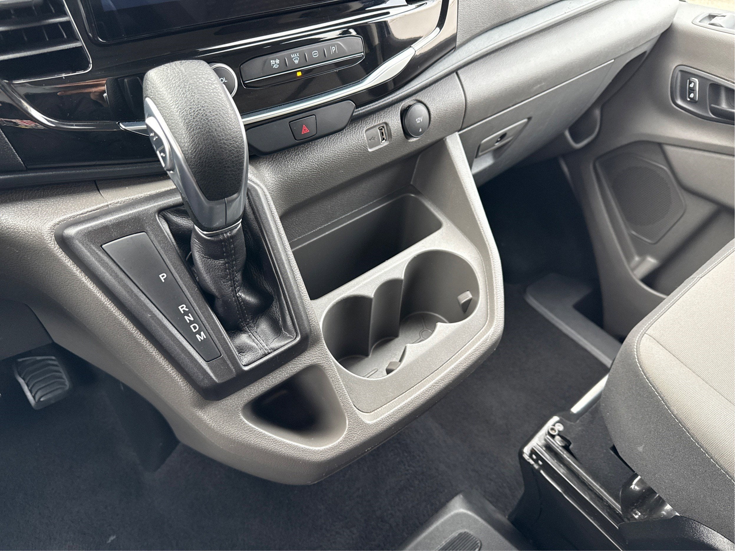 2024 Ford Transit-350 Passenger Van XLT