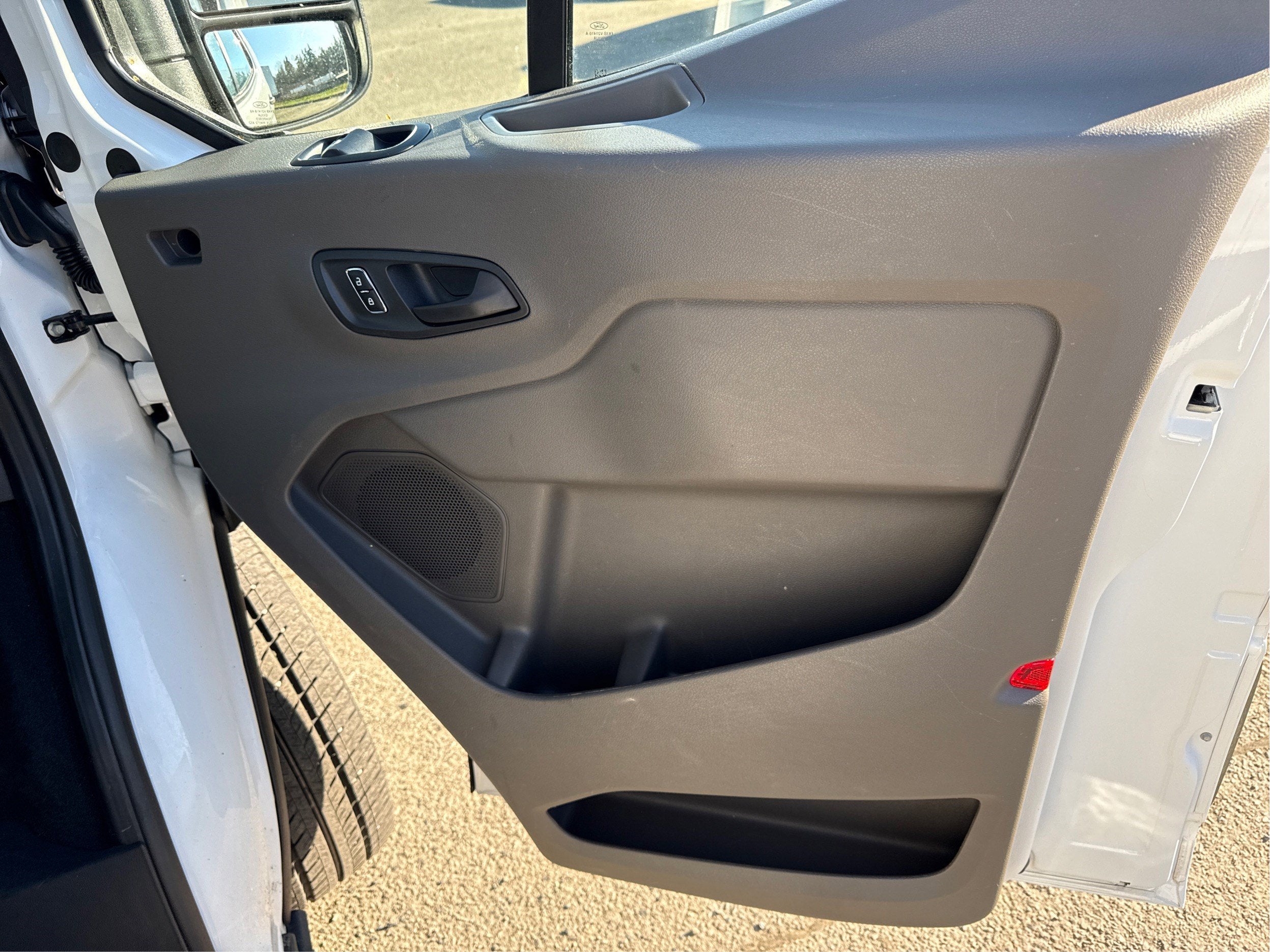 2023 Ford Transit Passenger Wagon XL