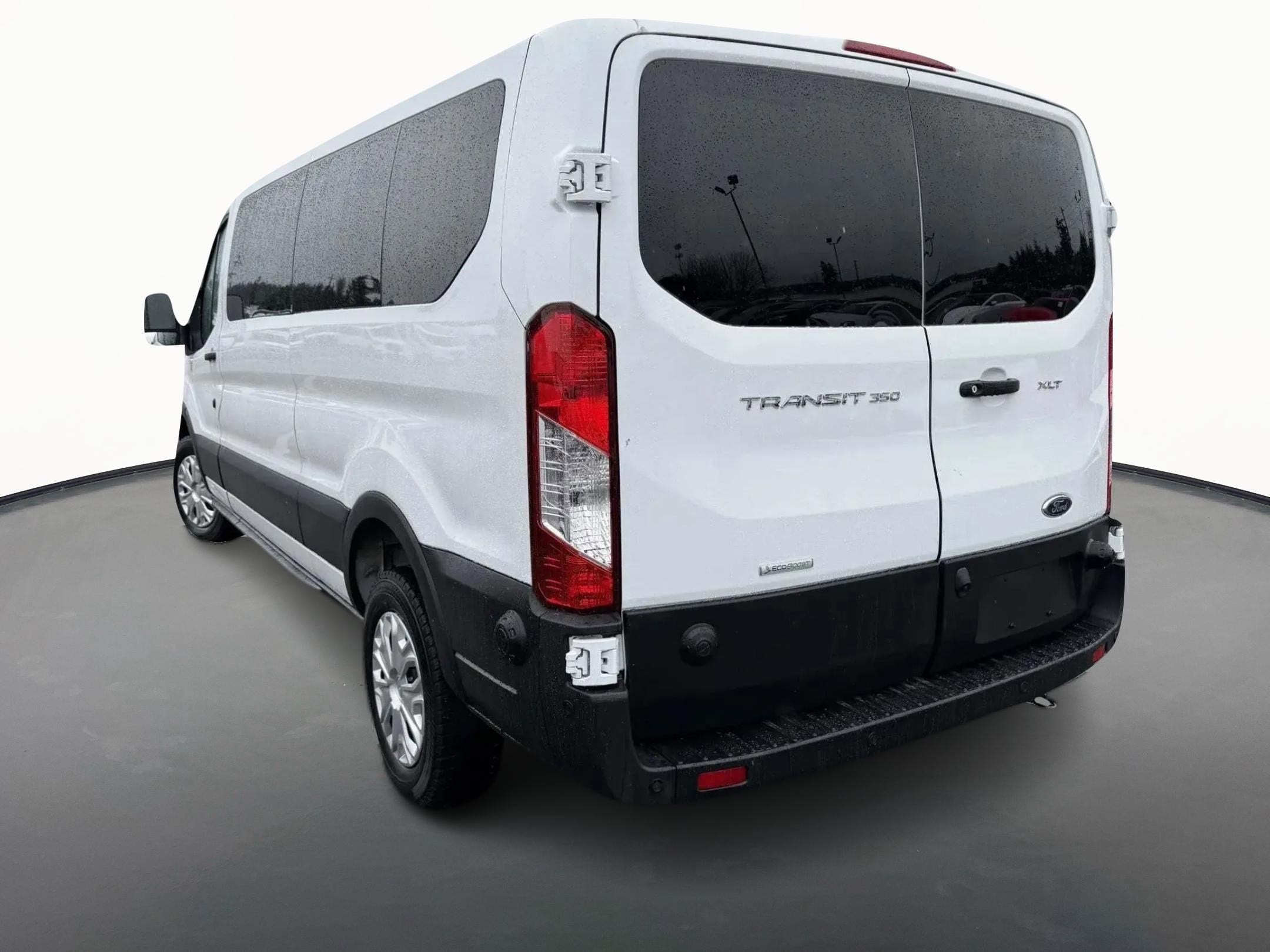 2024 Ford Transit Passenger Wagon XL