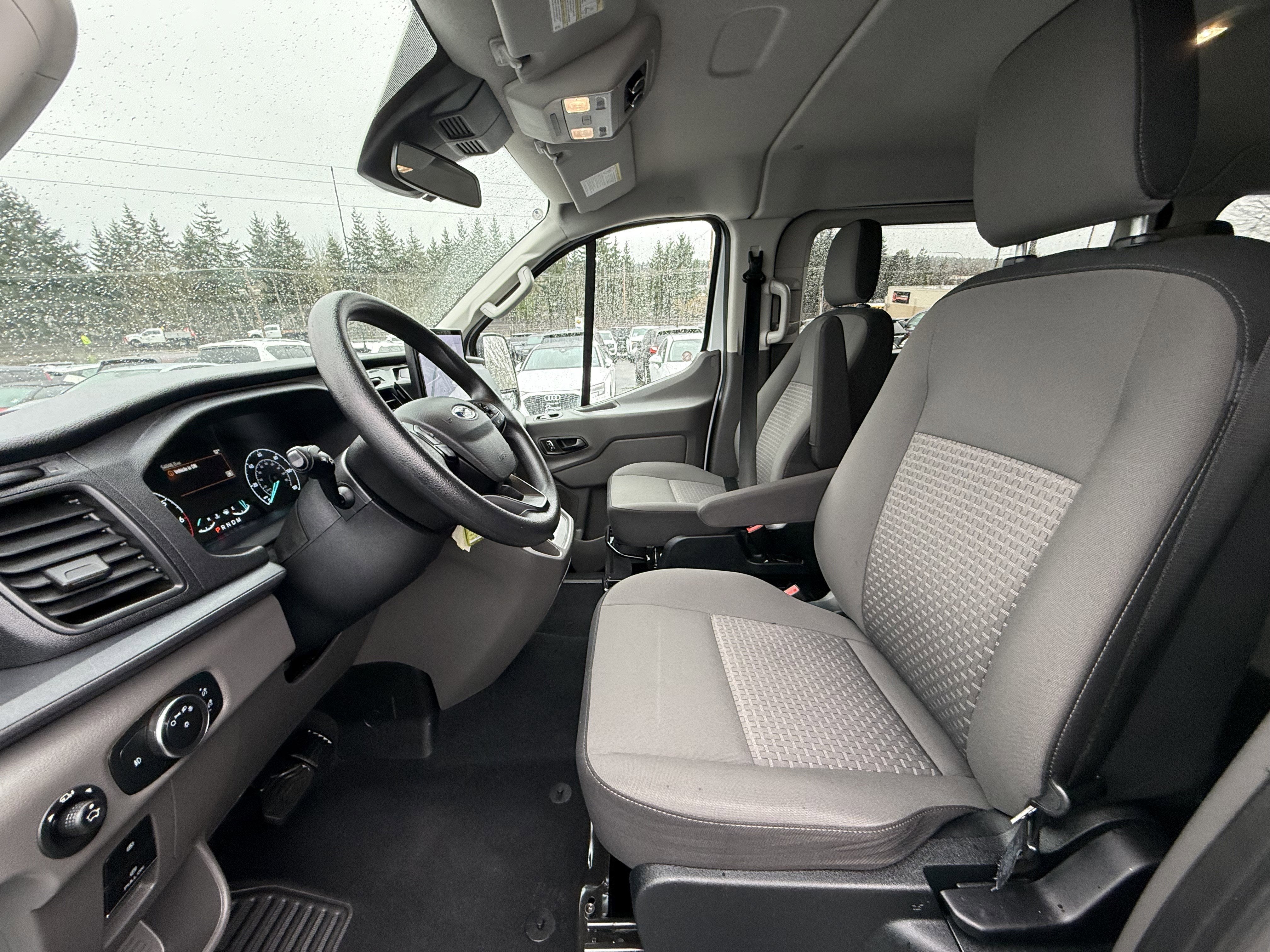 2023 Ford Transit Passenger Wagon XL