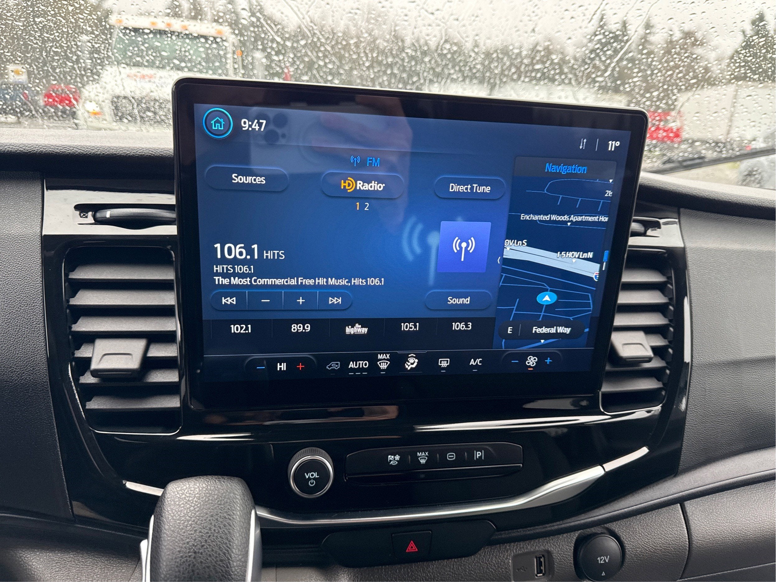 2024 Ford Transit Passenger Wagon XL