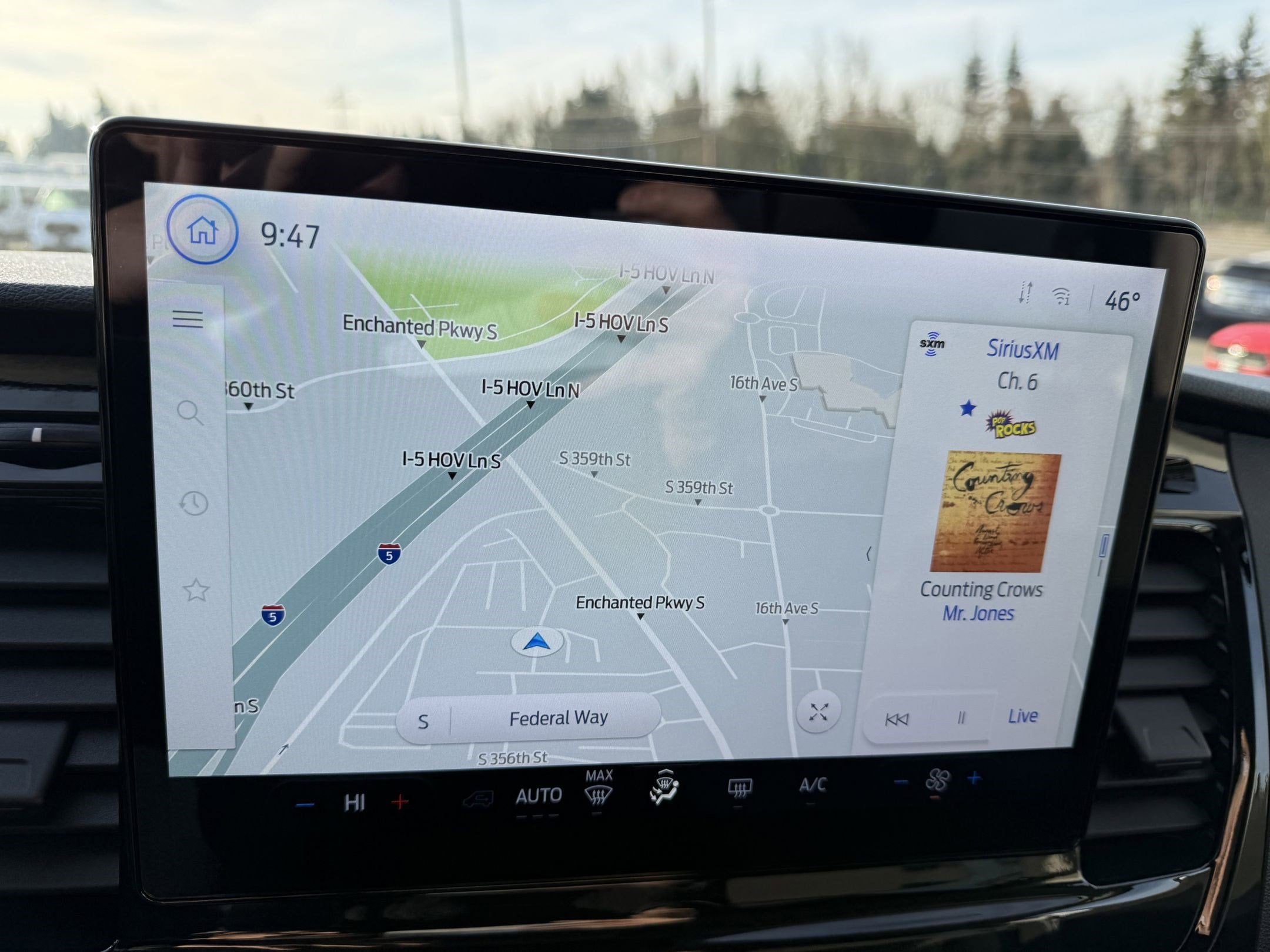 2024 Ford Transit Passenger Wagon XL