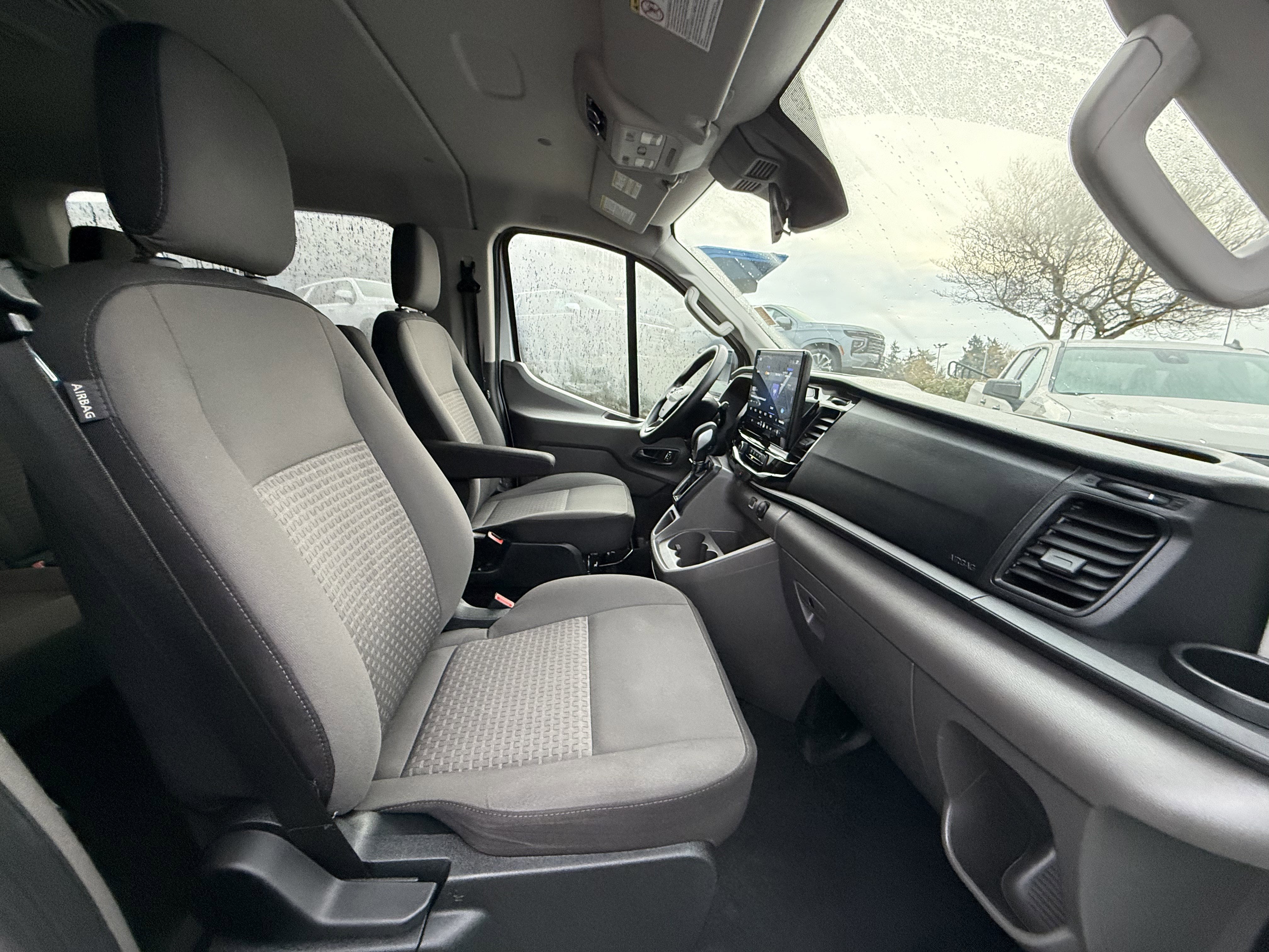 2023 Ford Transit Passenger Wagon XL