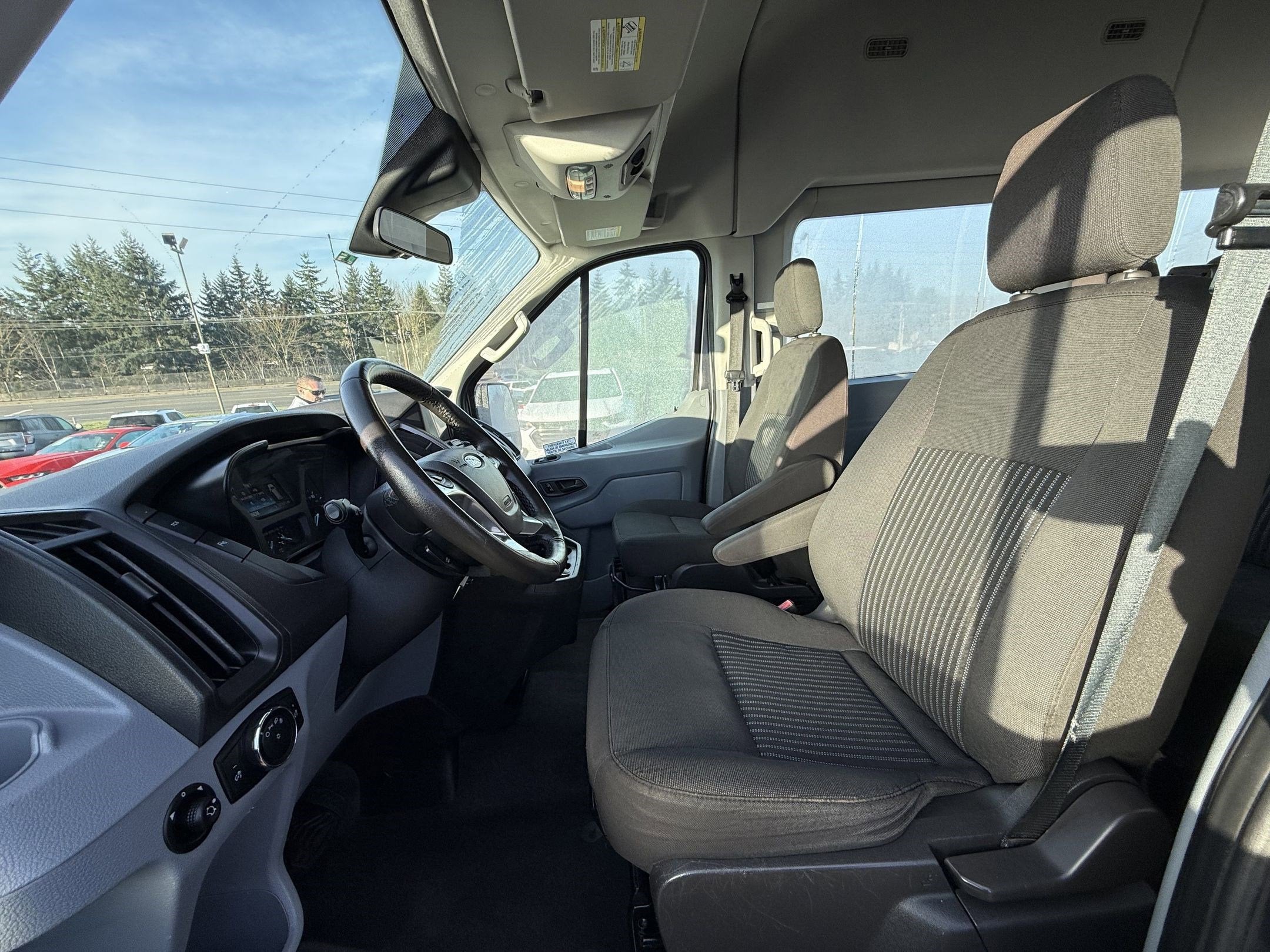 2017 Ford Transit-350 XLT