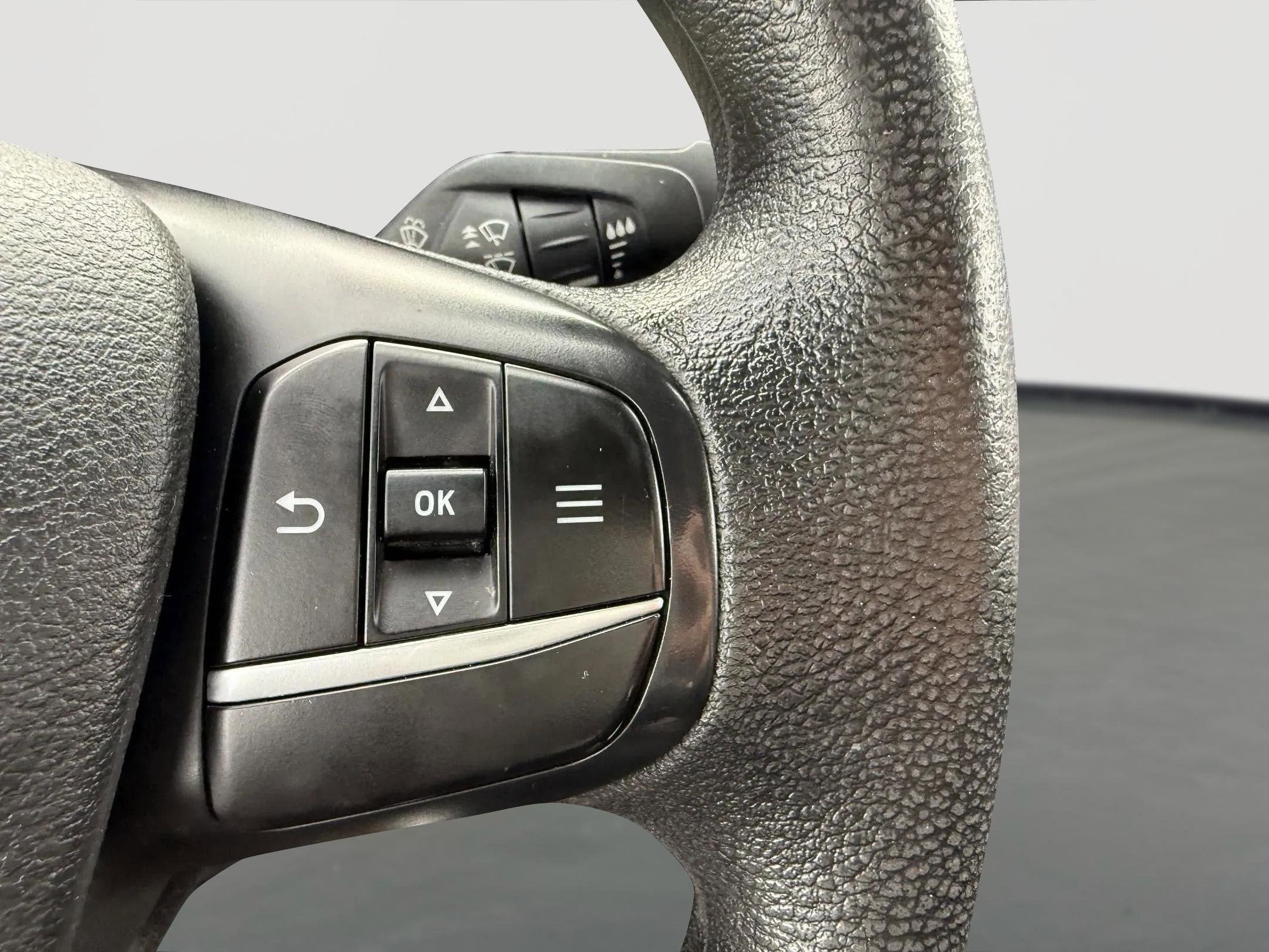 2022 Ford Transit Cutaway T350 RWD DRW 9950