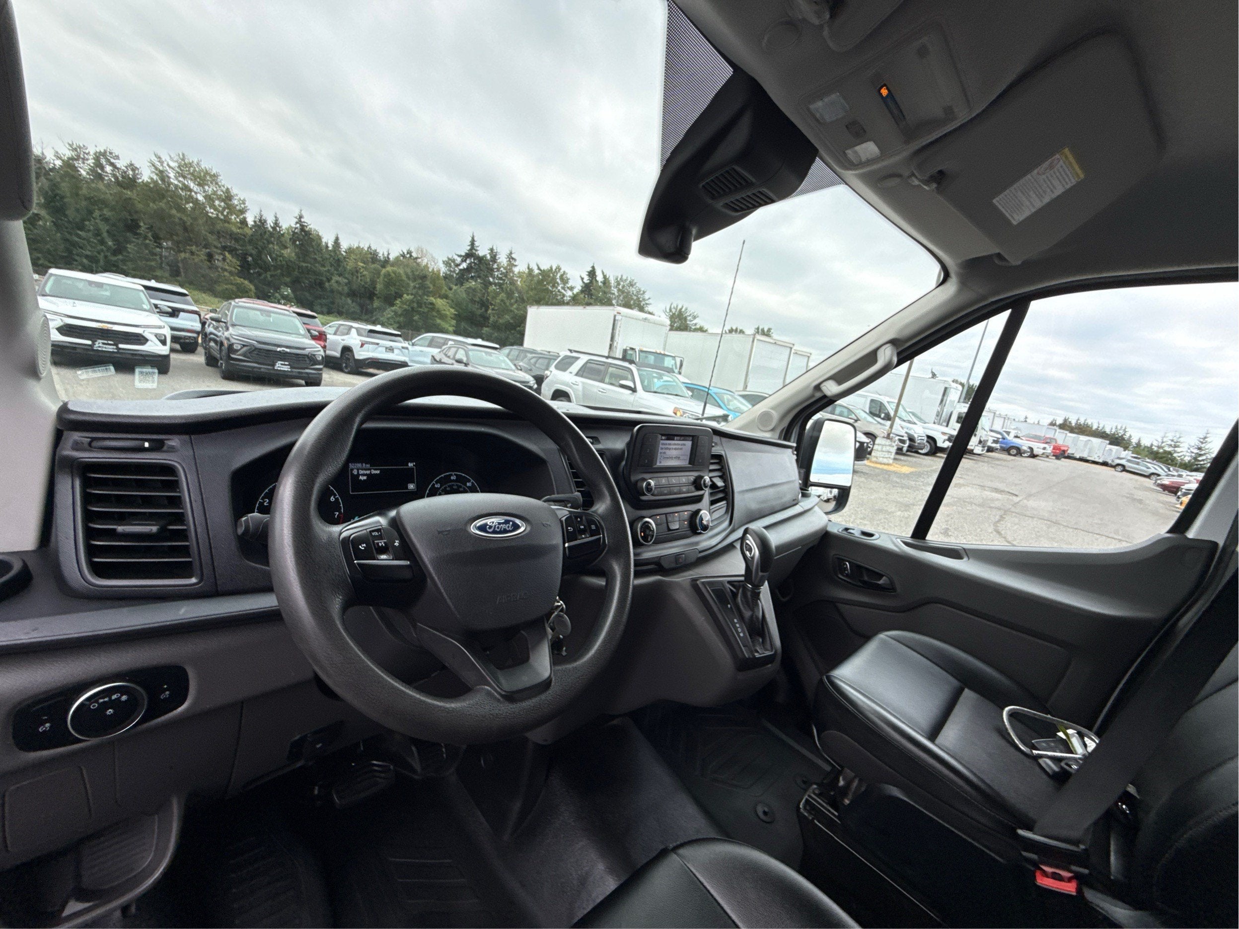 2022 Ford Transit Cutaway Base
