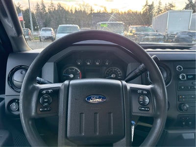 2014 Ford Super Duty F-550 DRW XL