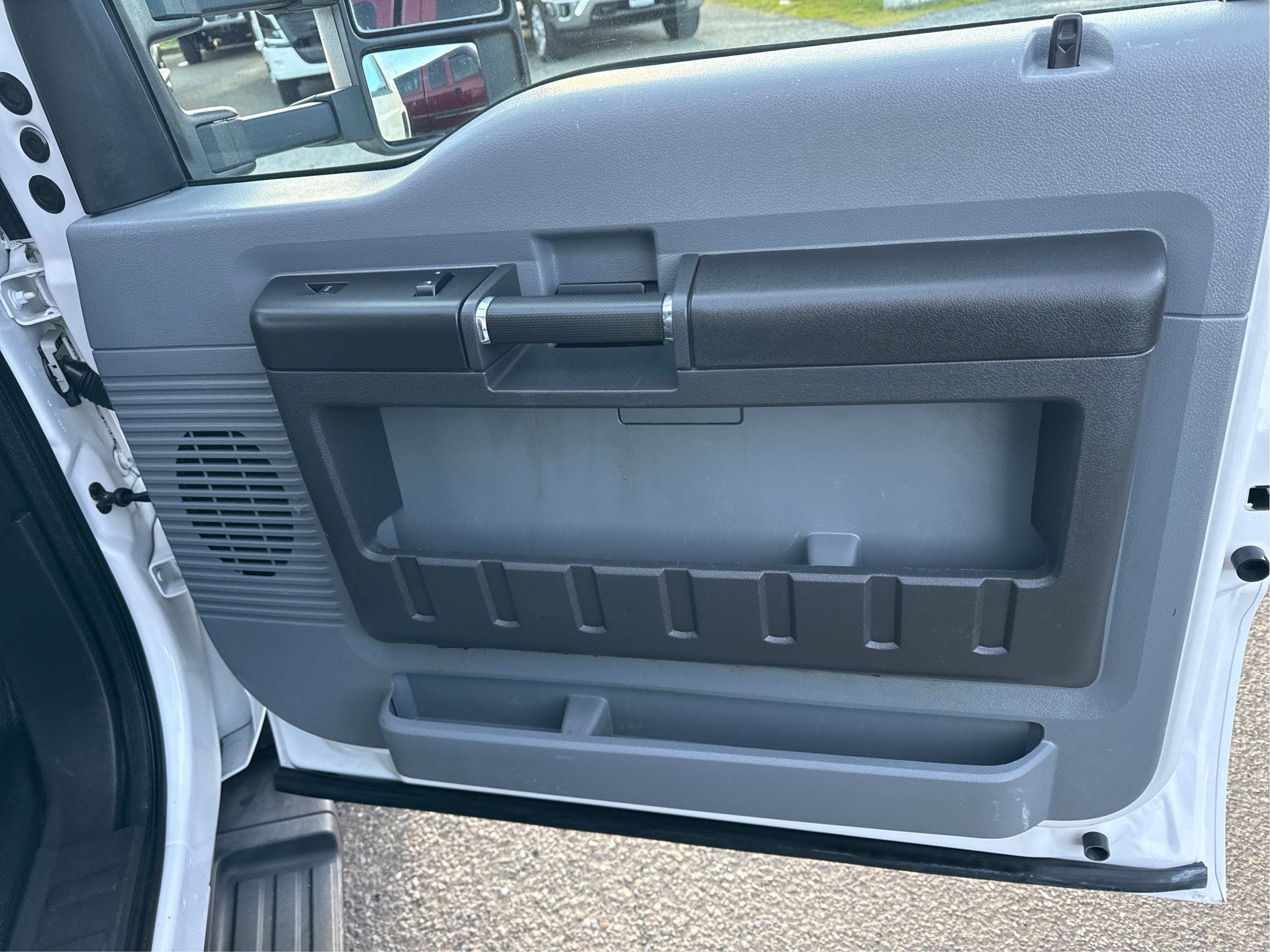 2014 Ford Super Duty F-550 DRW XL