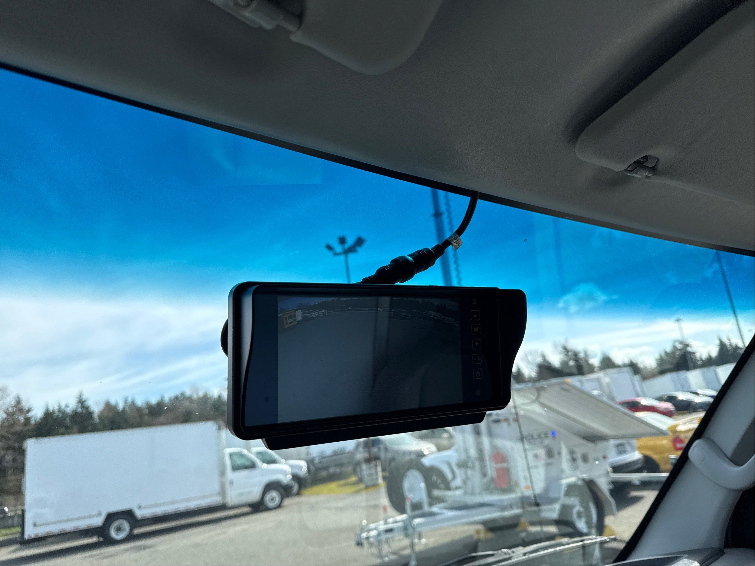 2022 Ford E-Series Cutaway E-350