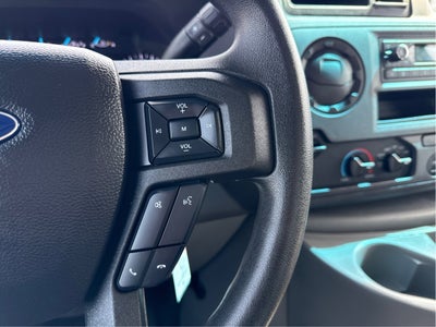 2022 Ford E-Series Cutaway E-350