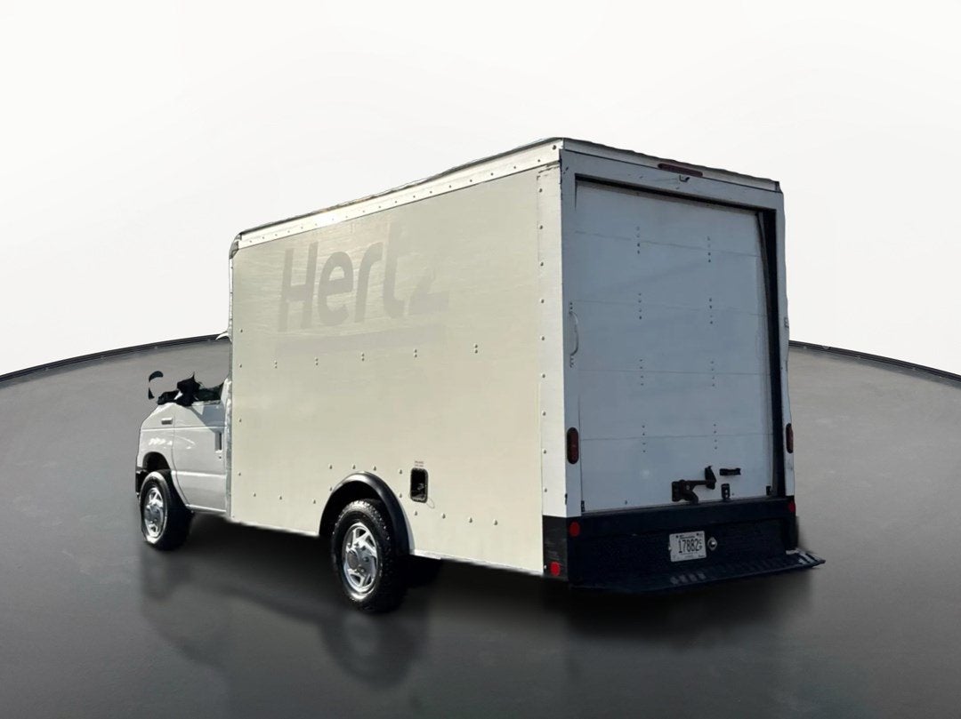 2023 Ford E-Series Cutaway E-350