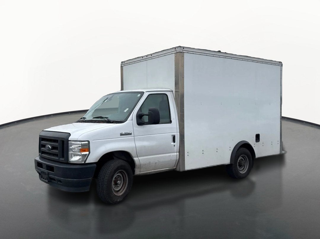 2023 Ford E-Series Cutaway E-350