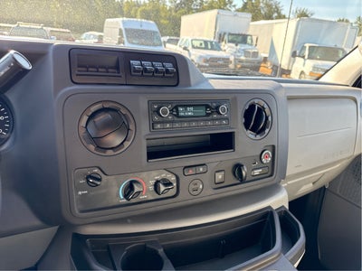 2023 Ford E-Series Cutaway E-350