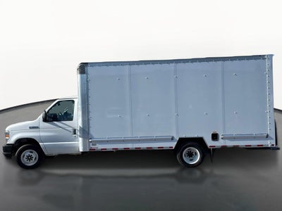 2023 Ford E-Series Cutaway E-350
