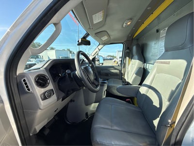 2023 Ford E-Series Cutaway E-350