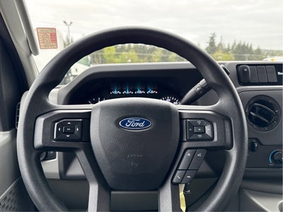2022 Ford E-Series Cutaway E-350