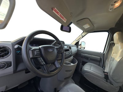 2023 Ford E-Series Cutaway E-350
