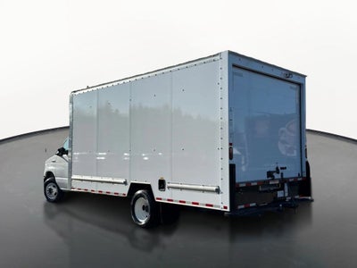 2023 Ford E-Series Cutaway E-350