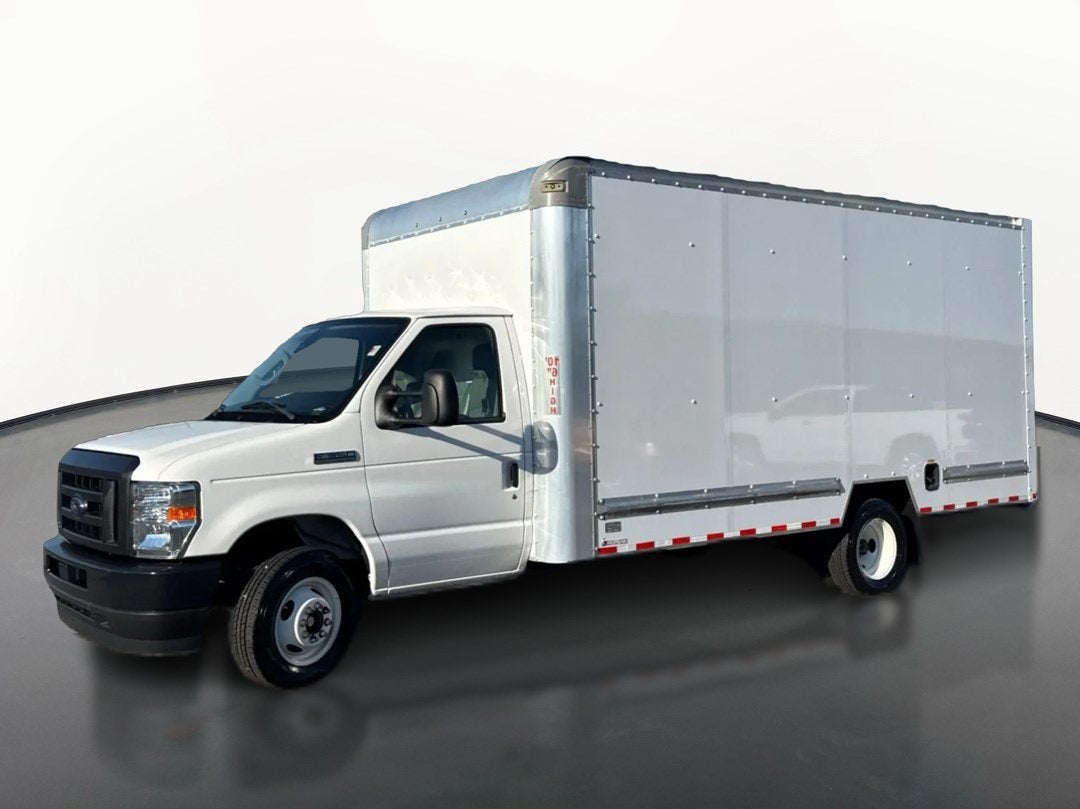 2023 Ford E-Series Cutaway E-350