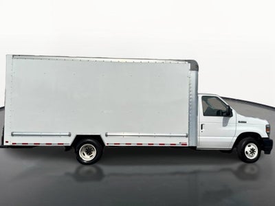 2022 Ford E-Series Cutaway E-350
