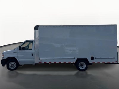 2022 Ford E-Series Cutaway E-350