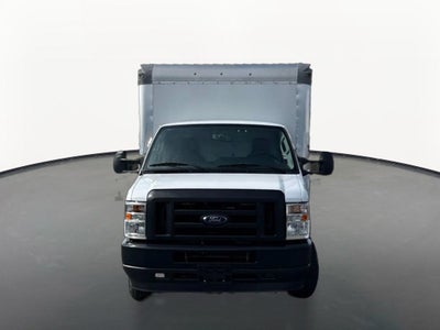 2022 Ford E-Series Cutaway E-350