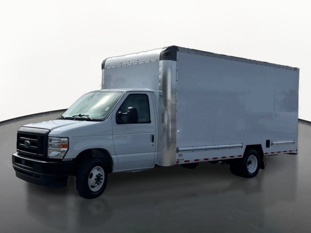 2023 Ford E-Series Cutaway E-350