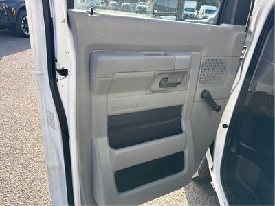 2015 Ford Econoline Commercial Cuta E-350 SUPER DUTY